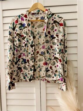 Vintage Women’s Floral Button Down